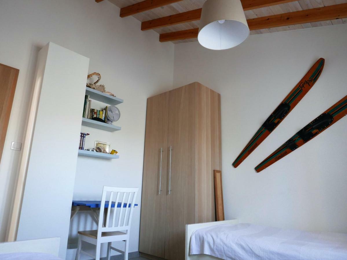 Philip'S Holiday House Neo Chorio Bagian luar foto