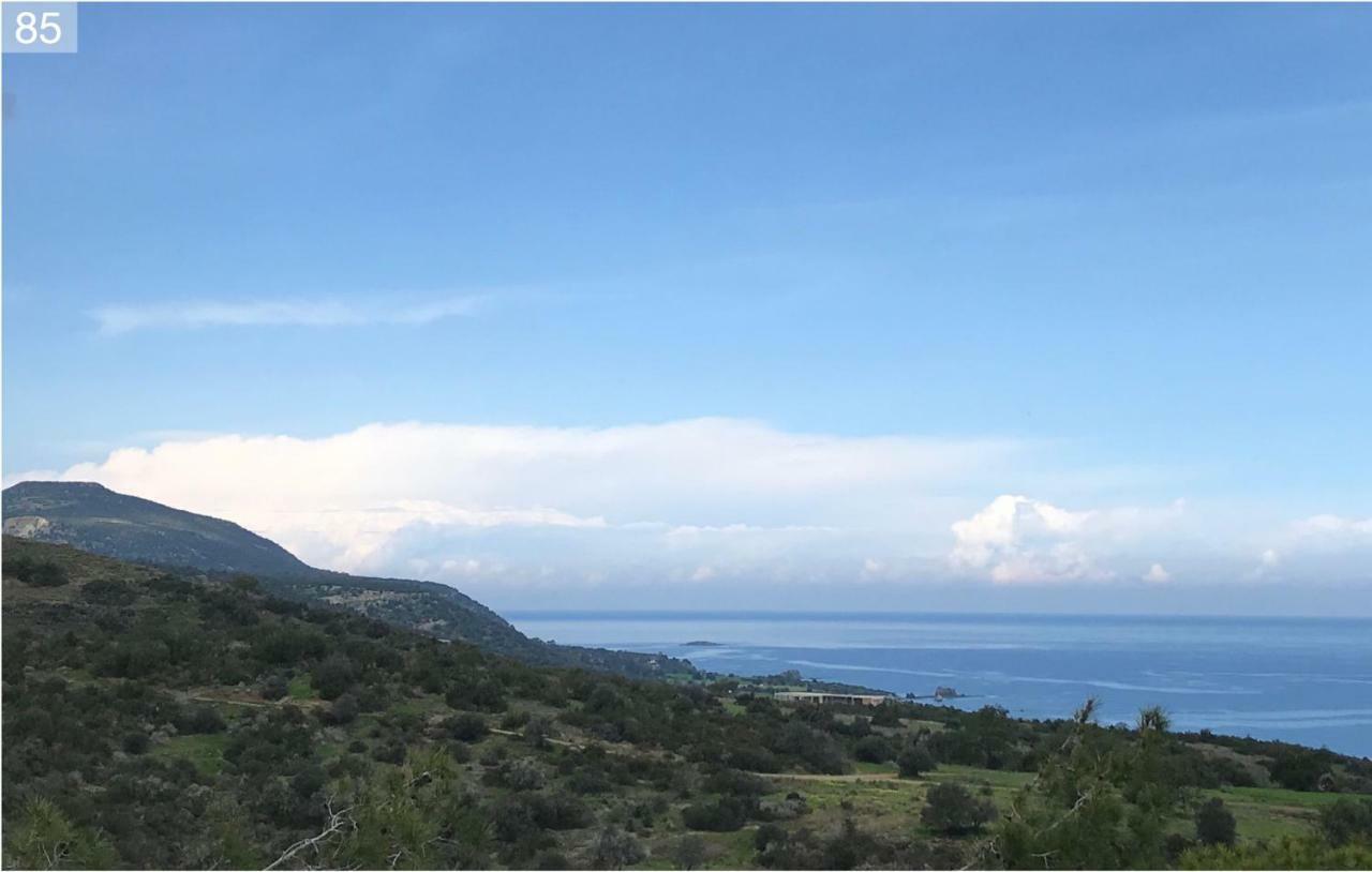 Philip'S Holiday House Neo Chorio Bagian luar foto